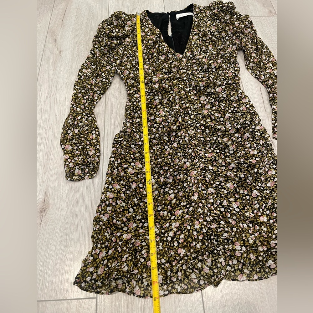 ASTR Ruched Mini Dress - Picture 14 of 16